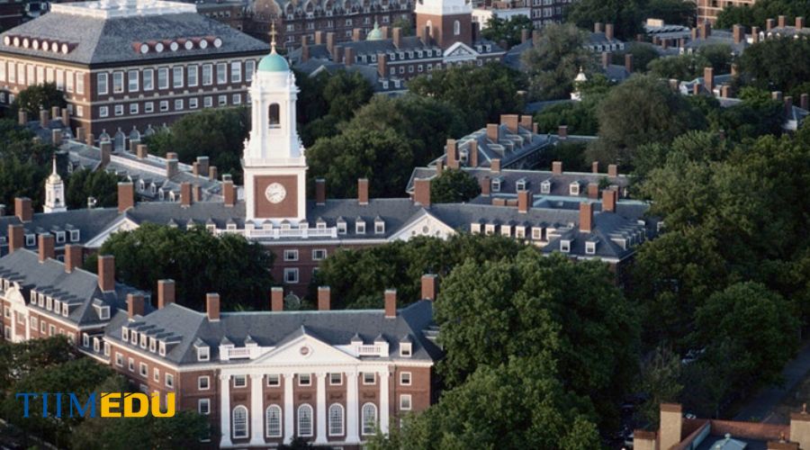 Khuôn viên trường đại học Harvard