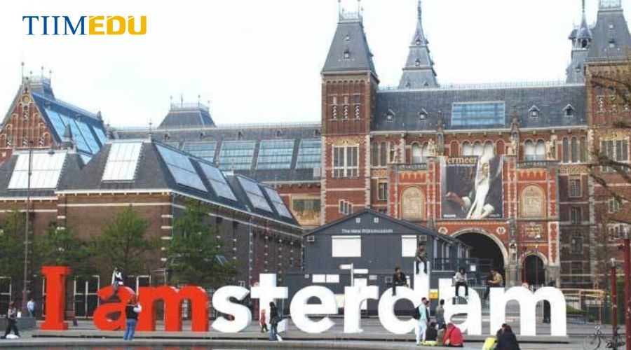 Du học Hà Lan ngành luật trường đại học Amsterdam