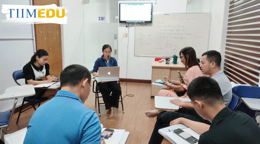 Nội dung chương trình học TESOL bao gồm những gì?