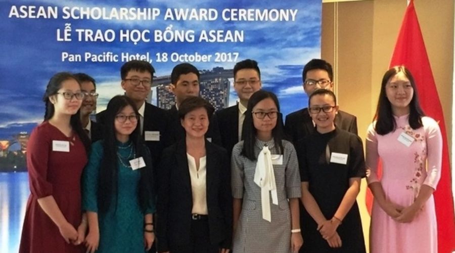 Học bổng Asean